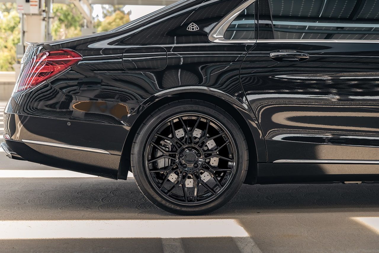 BBB H151 Z08 20x9 Full Gloss Black 5x114.3 +35mm 72.6mm